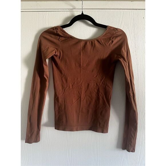 Free People Intimately Low Back Seamless Long Sleeve in Brown Size M/L - Picture 4 of 5